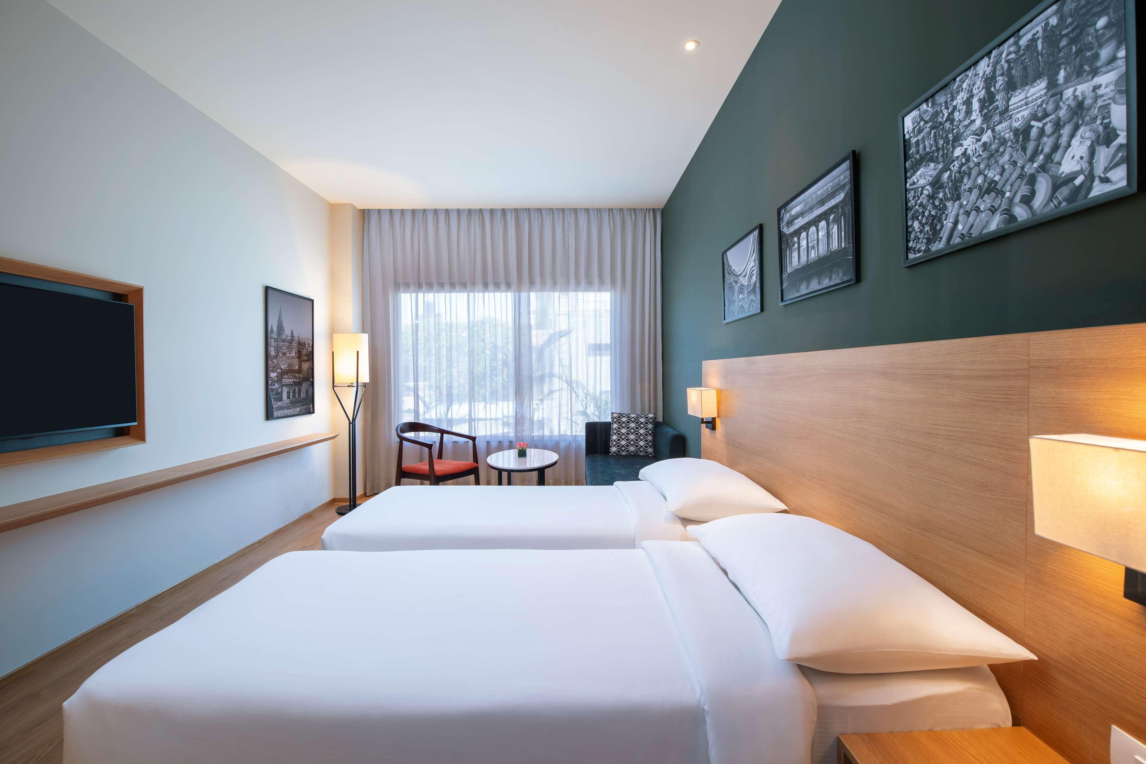 Park Inn By Radisson Гвалиор Екстериор снимка
